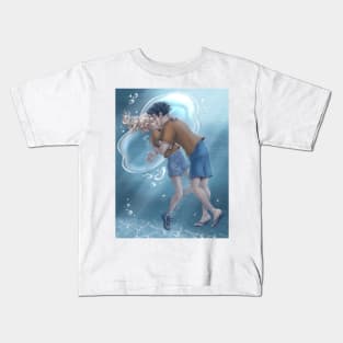 Underwater kiss Kids T-Shirt